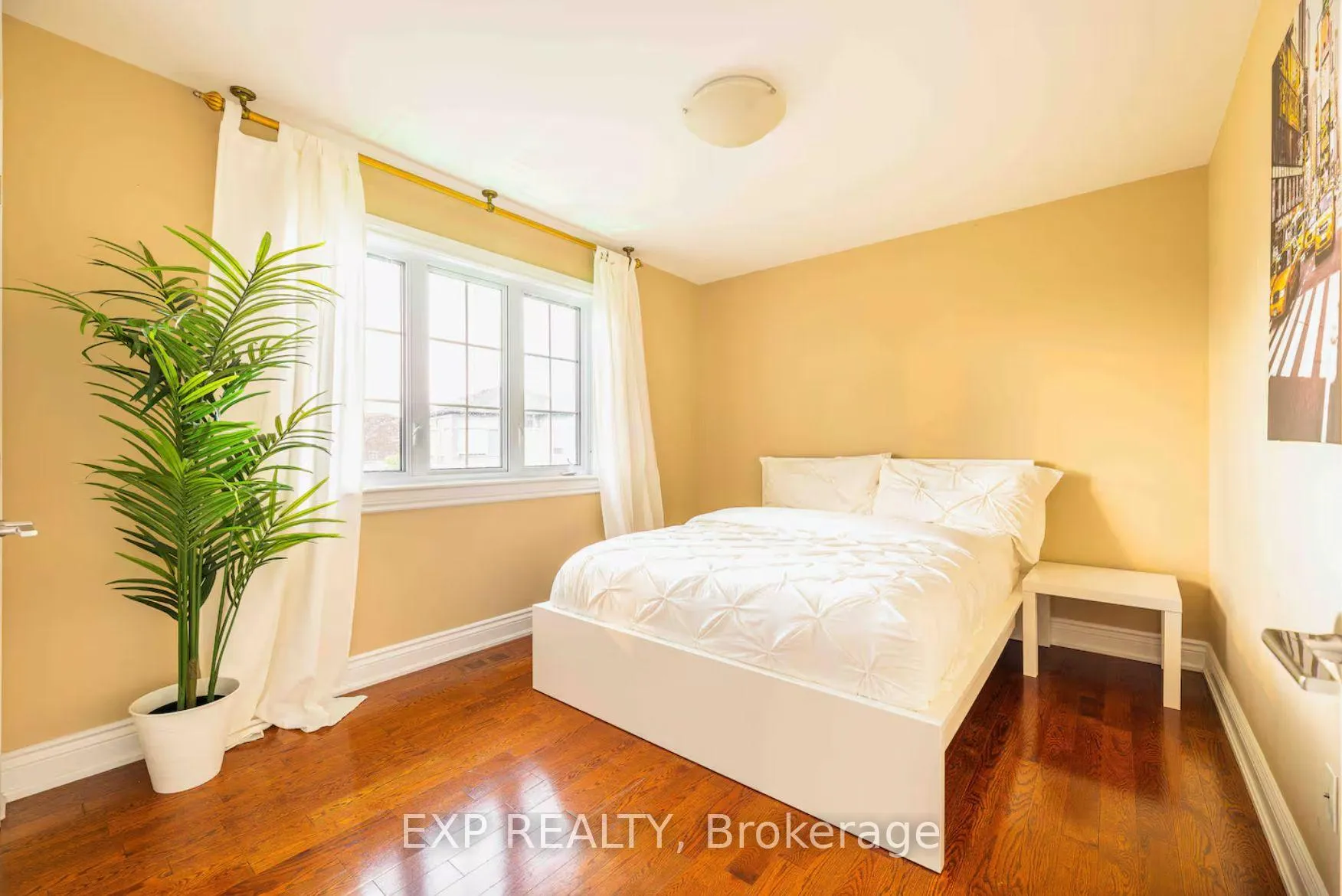 Photo 19 of 106 Issam Street, Ottawa, Upper Hunt Club — HOMEH