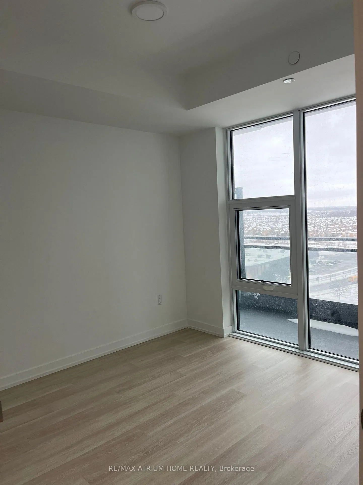 Photo 3 of Unit 1201, 9763 Markham Road, Markham, Greensborough — HOMEH