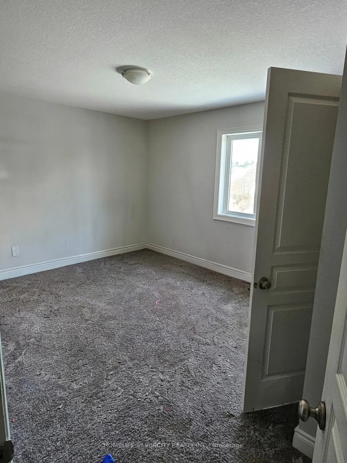 Photo 3 of 35 Balmoral Lane, Zorra, Thamesford — HOMEH
