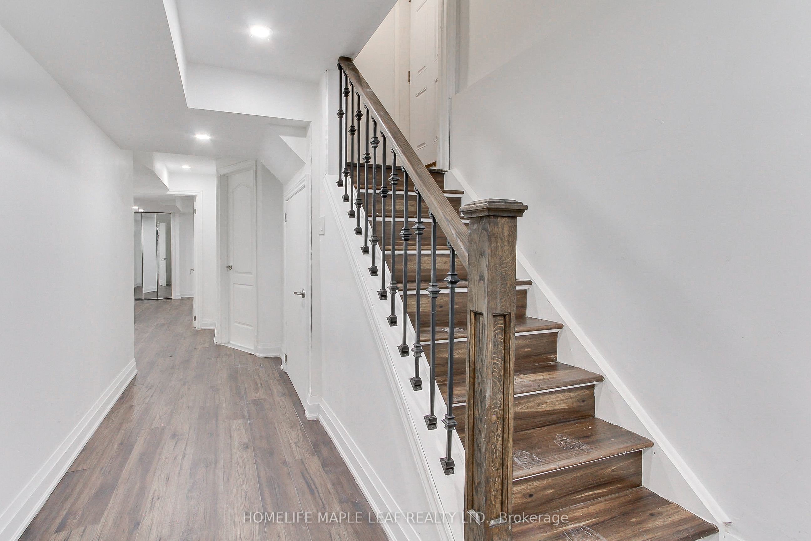 Photo 39 of 2180 Dawson Crescent, Innisfil, Alcona — HOMEH