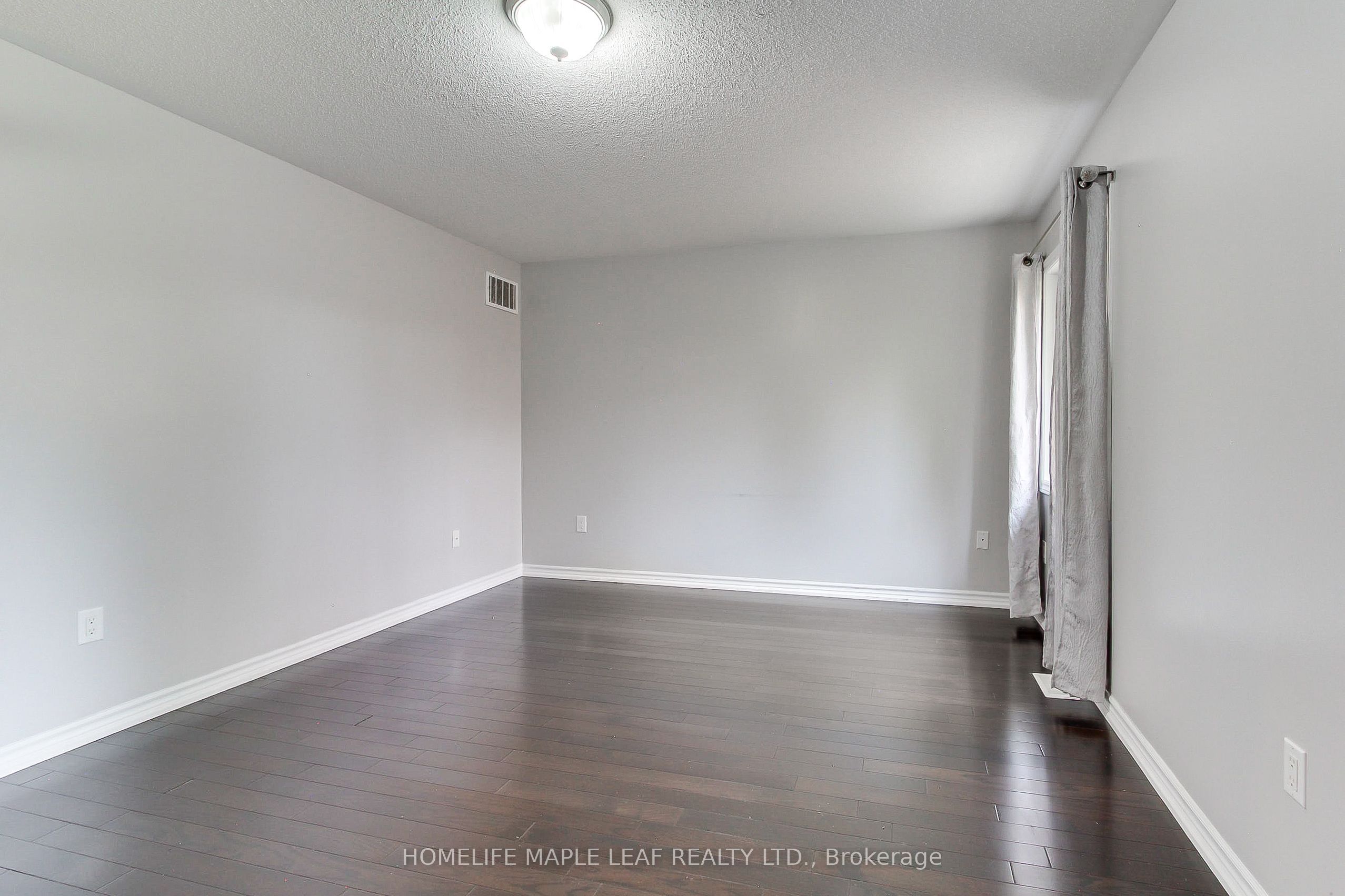Photo 27 of 2180 Dawson Crescent, Innisfil, Alcona — HOMEH