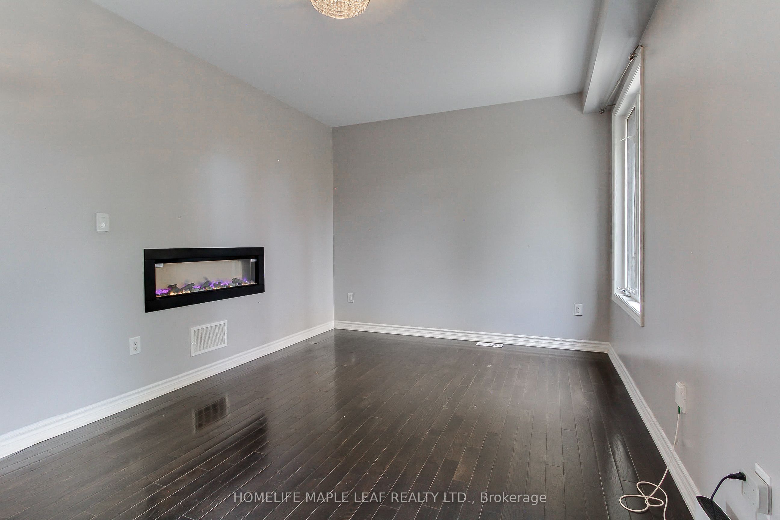 Photo 17 of 2180 Dawson Crescent, Innisfil, Alcona — HOMEH