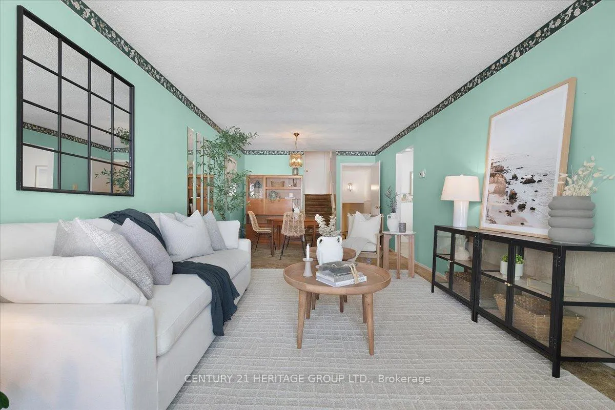 Photo 7 of 126 Garden Crescent, Hamilton, Burkholme — HOMEH