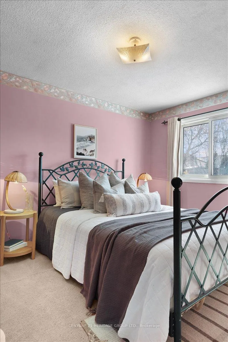 Photo 21 of 126 Garden Crescent, Hamilton, Burkholme — HOMEH