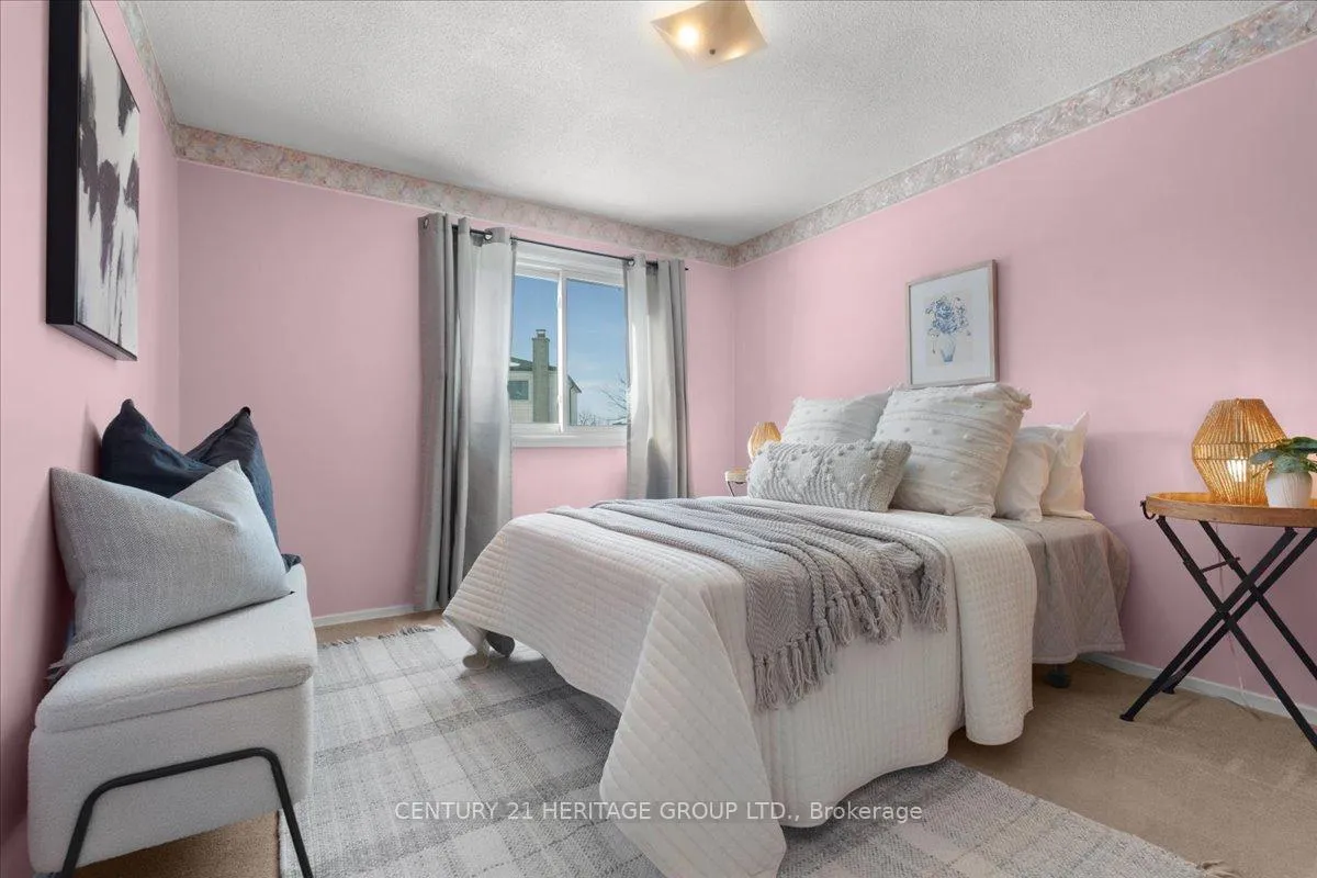 Photo 27 of 126 Garden Crescent, Hamilton, Burkholme — HOMEH