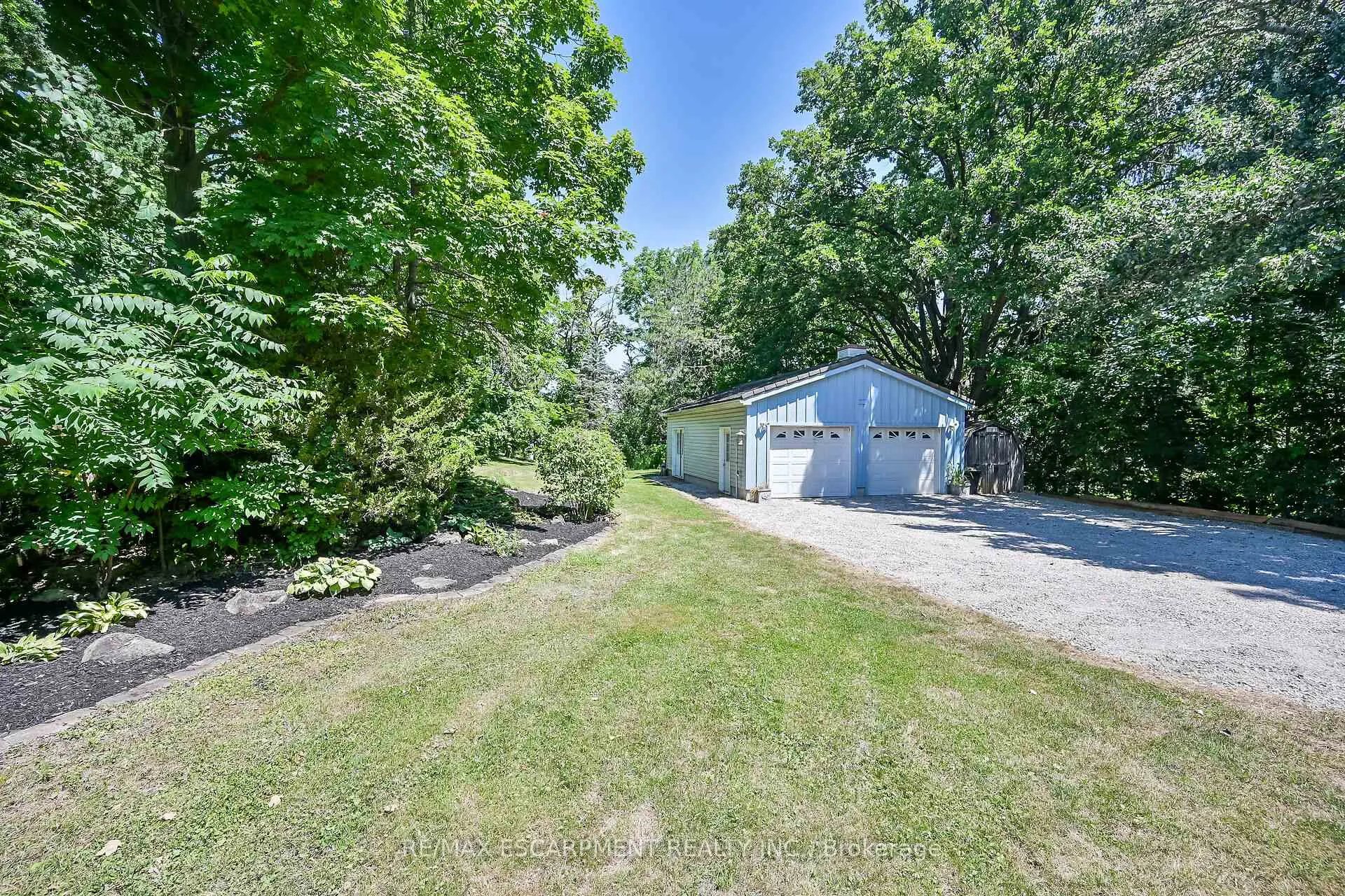 Photo 37 of 94 Sutherland Street W, Haldimand — HOMEH