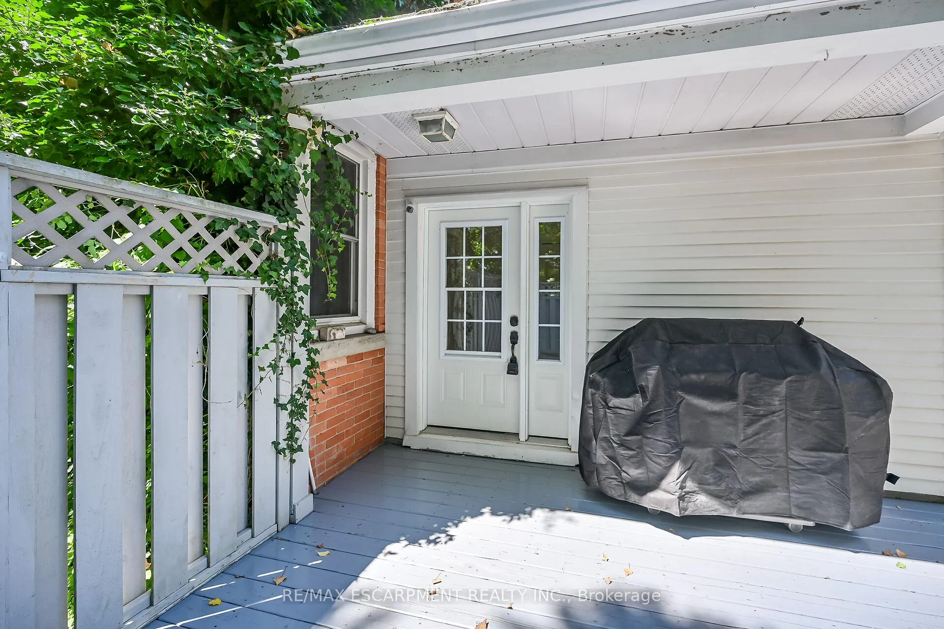 Photo 41 of 94 Sutherland Street W, Haldimand — HOMEH