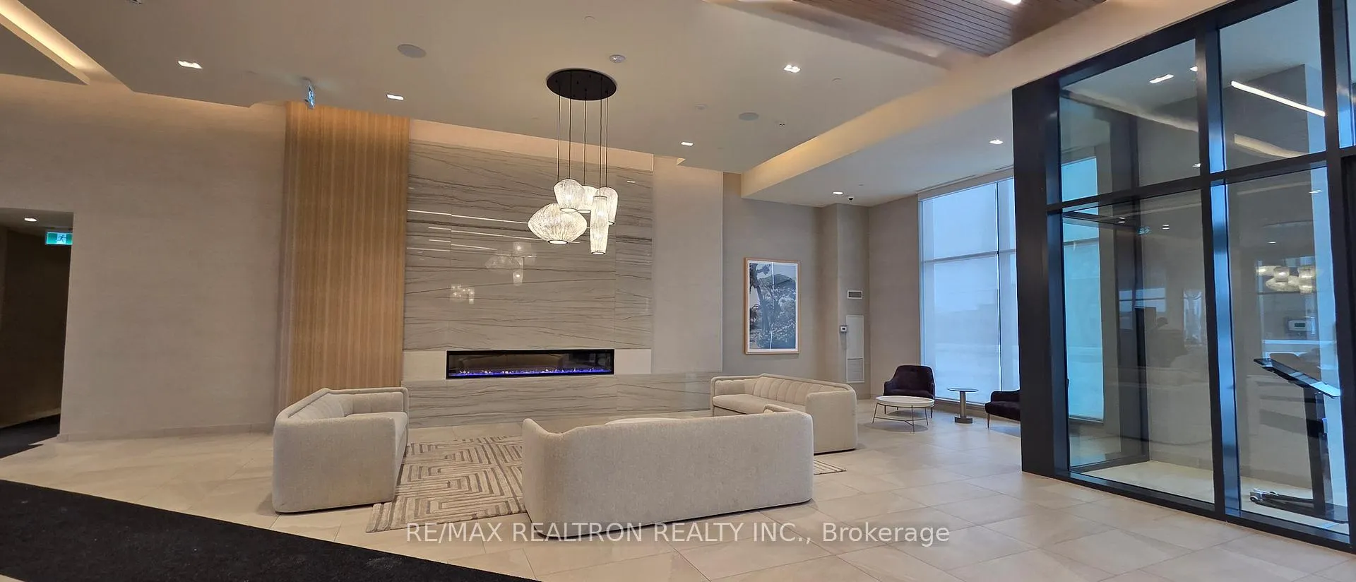 Photo 2 of Unit 1222, 8960 Jane Street, Vaughan, Vellore Village — HOMEH