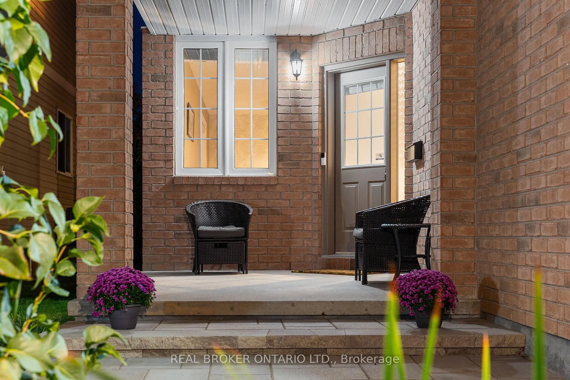 Photo 3 of 4 Totteridge Avenue, Ottawa, Barrhaven - Longfields — HOMEH