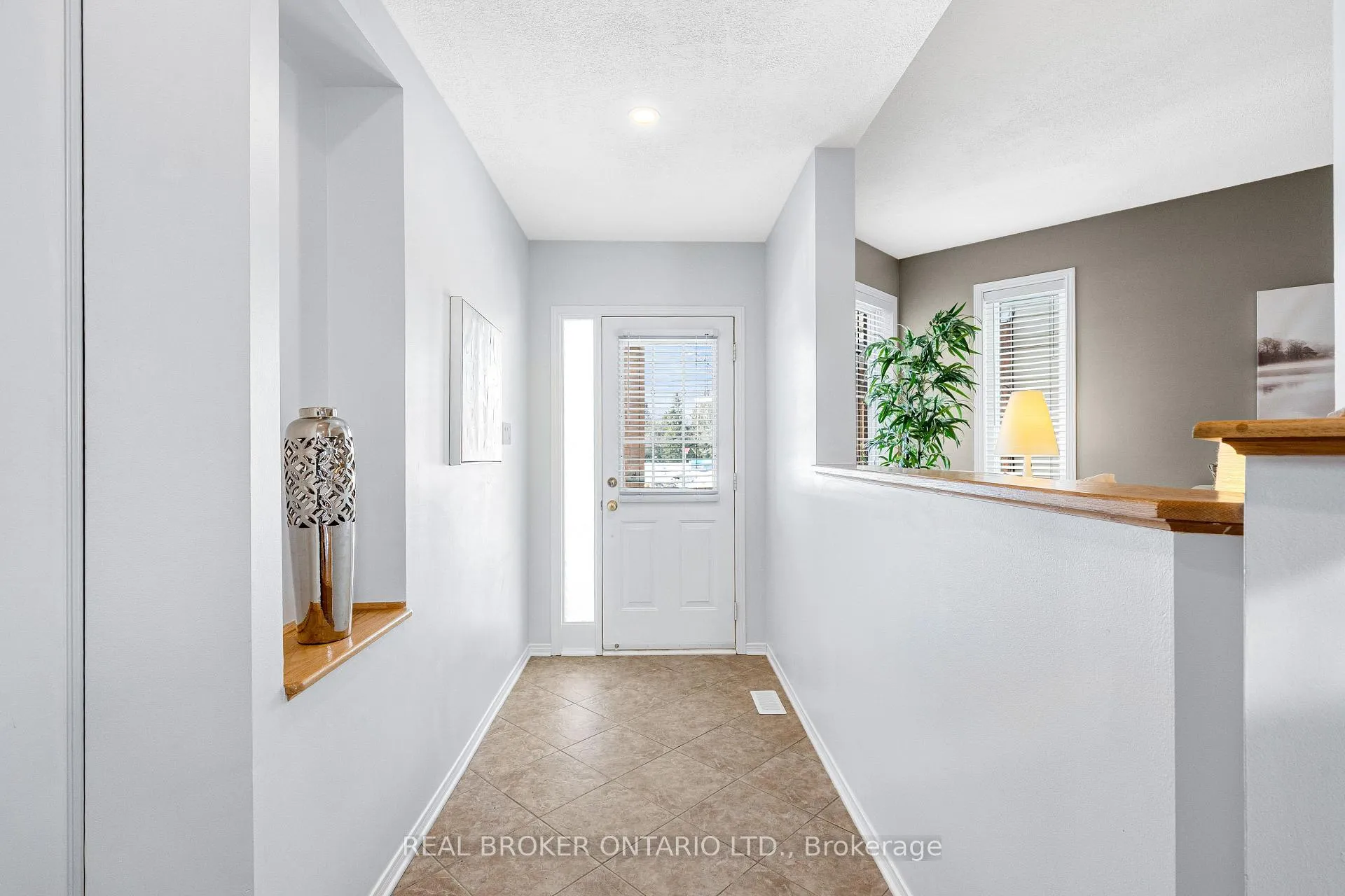 Photo 4 of 4 Totteridge Avenue, Ottawa, Barrhaven - Longfields — HOMEH