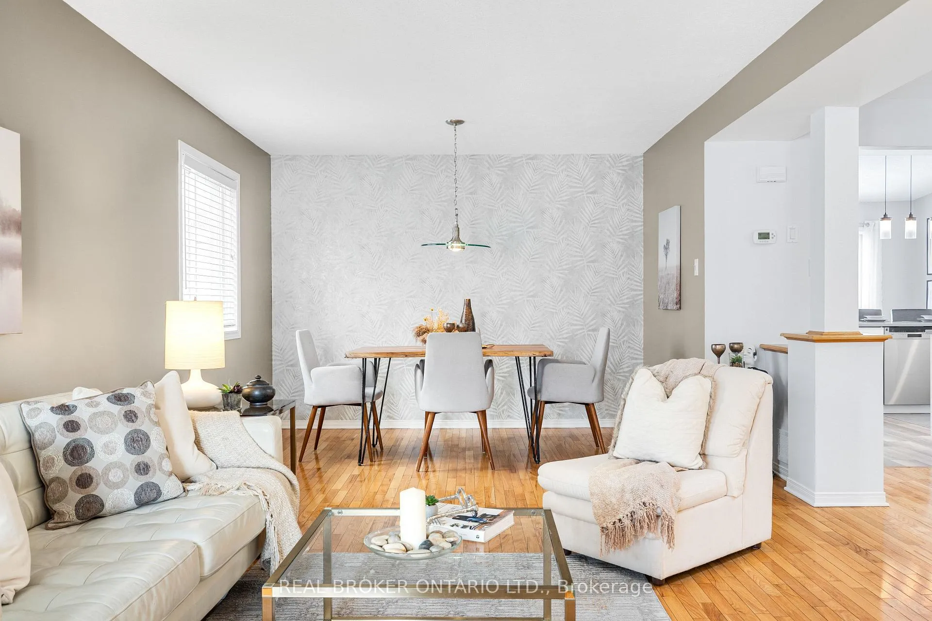 Photo 10 of 4 Totteridge Avenue, Ottawa, Barrhaven - Longfields — HOMEH
