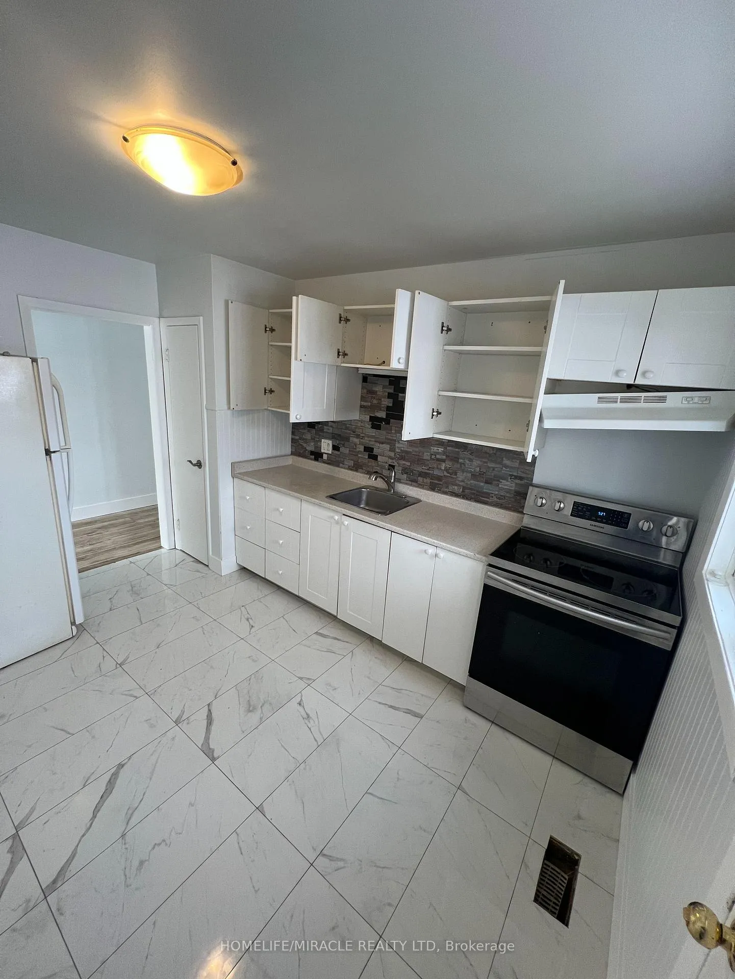Photo 1 of Unit Unit 2, 270 Clifton Road, Kitchener — HOMEH