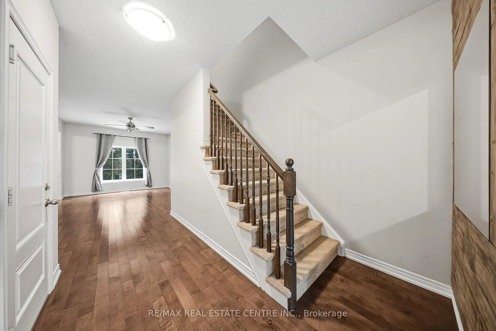 Photo 11 of Unit 3, 43 Kerman Avenue, Grimsby, Grimsby Beach — HOMEH