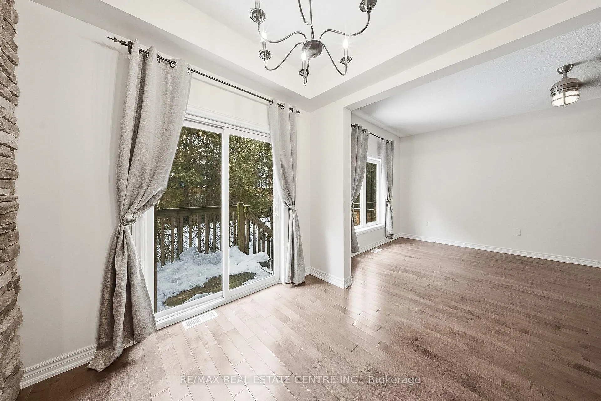 Photo 22 of Unit 3, 43 Kerman Avenue, Grimsby, Grimsby Beach — HOMEH