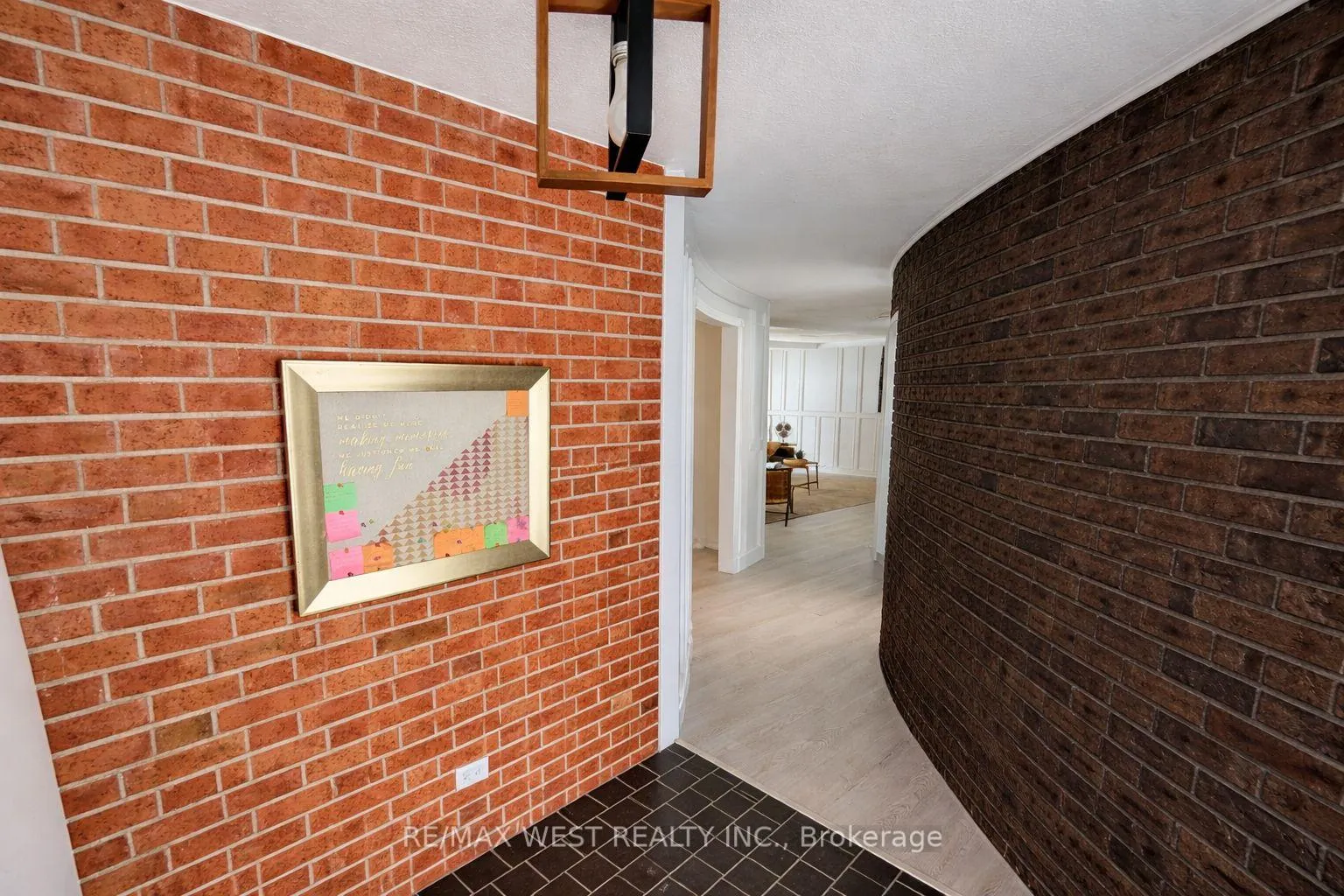 Photo 7 of 25 Ramblewood Drive, Wasaga Beach — HOMEH