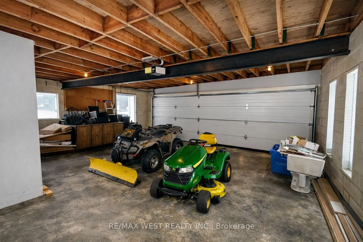 Photo 40 of 25 Ramblewood Drive, Wasaga Beach — HOMEH