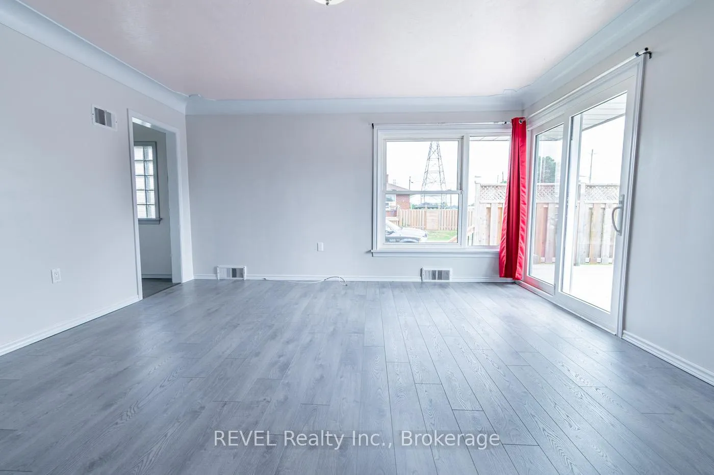 Photo 10 of 181 Cross Street, Port Colborne, Killaly East — HOMEH