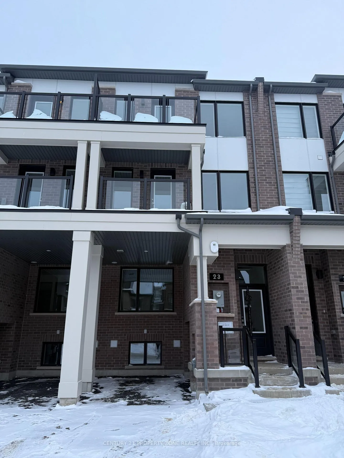 Photo 1 of 23 Kingshill Drive, Brampton, Northwest Brampton — HOMEH