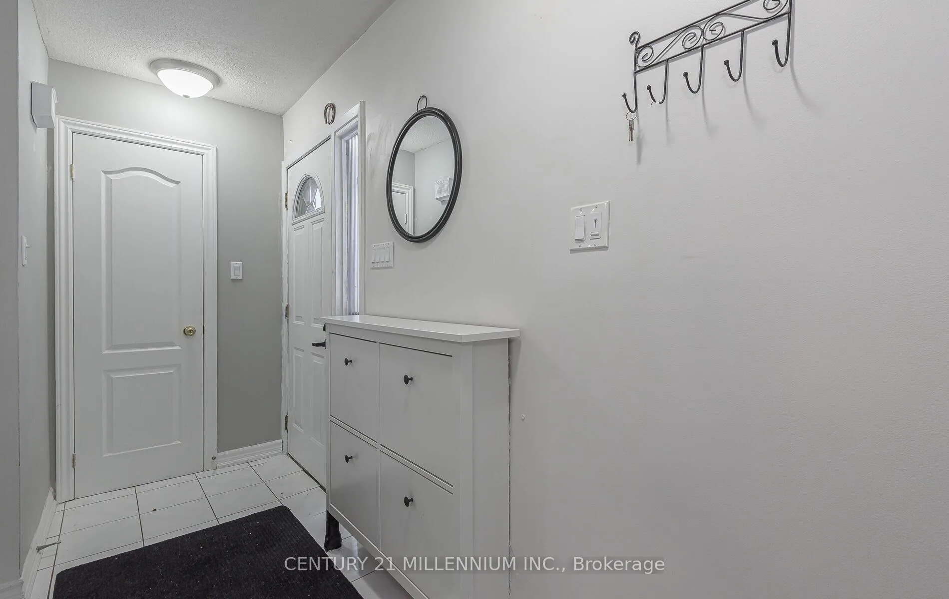 Photo 6 of 4 Heatherside Court, Brampton, Central Park — HOMEH