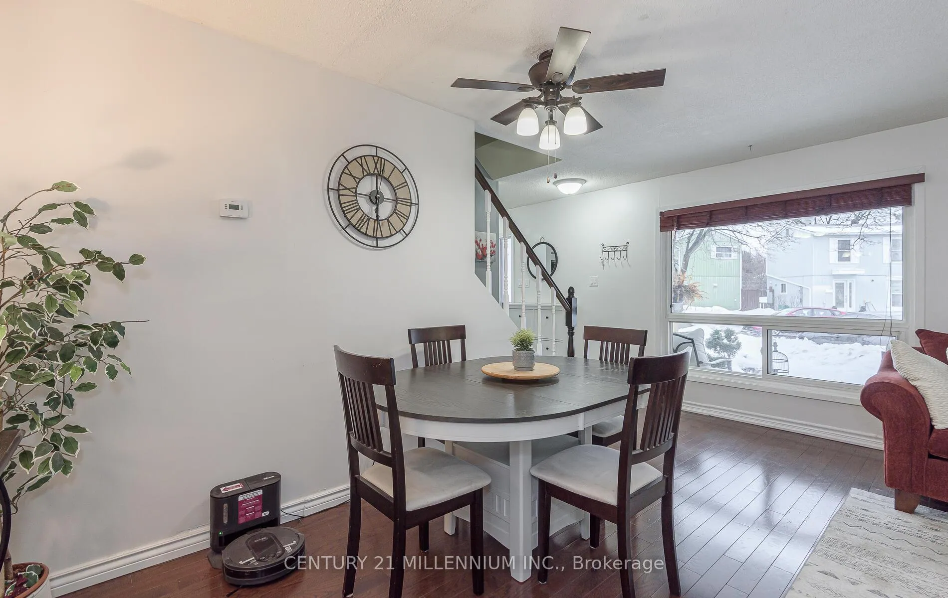 Photo 10 of 4 Heatherside Court, Brampton, Central Park — HOMEH