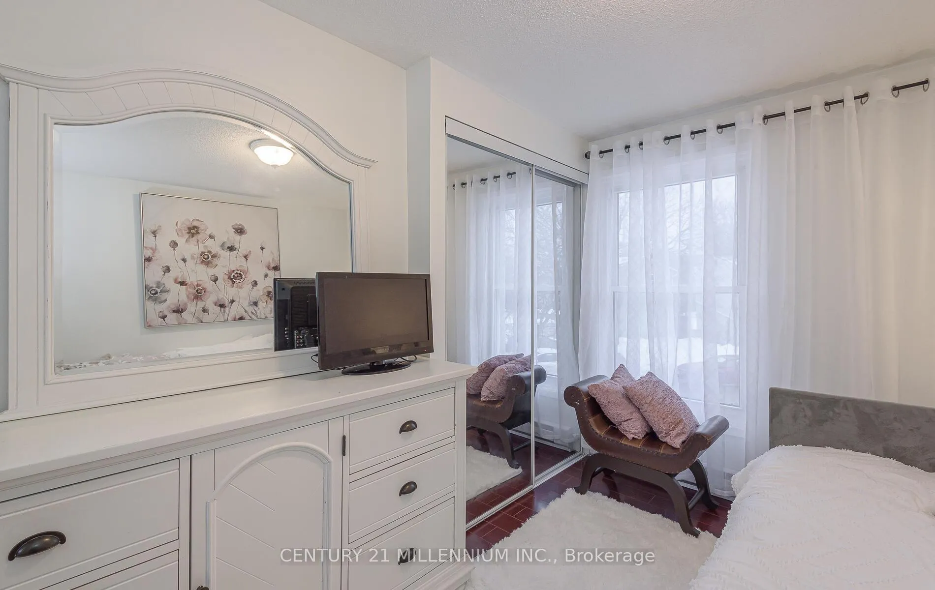 Photo 20 of 4 Heatherside Court, Brampton, Central Park — HOMEH