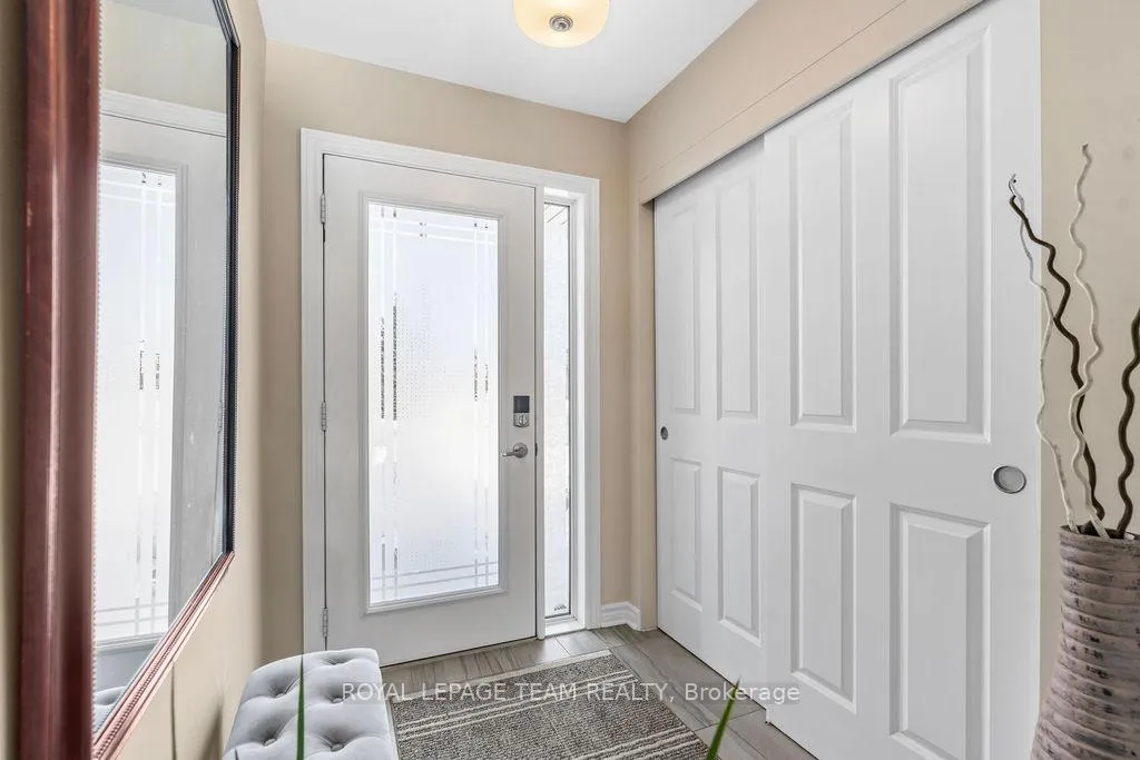 Photo 3 of 94 Nutting Crescent, Ottawa, Riverside South/Gloucester Glen — HOMEH