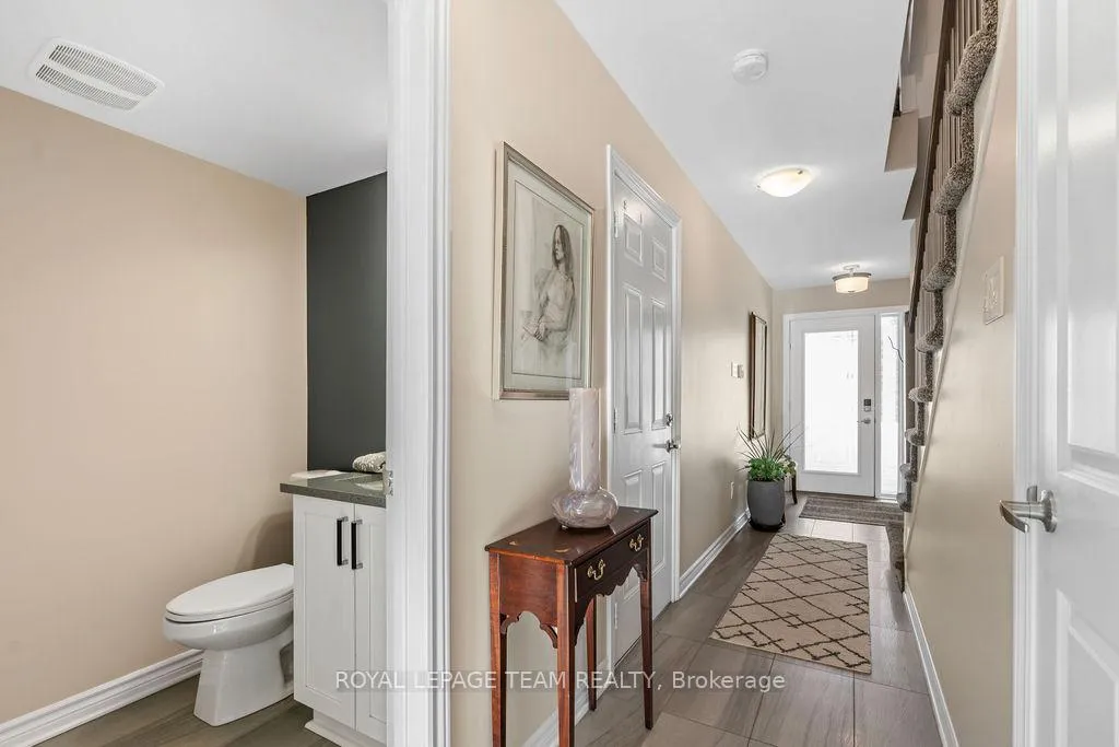 Photo 5 of 94 Nutting Crescent, Ottawa, Riverside South/Gloucester Glen — HOMEH