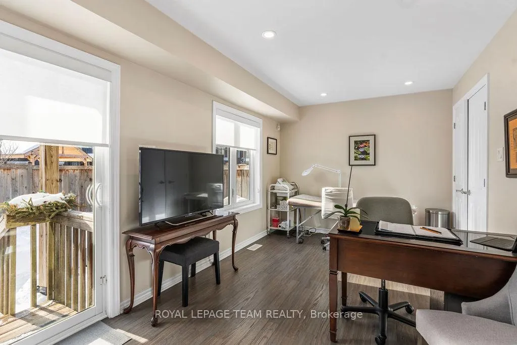 Photo 7 of 94 Nutting Crescent, Ottawa, Riverside South/Gloucester Glen — HOMEH