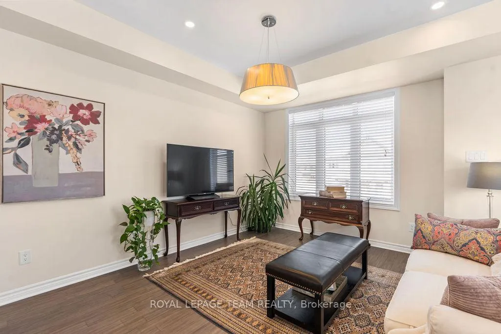 Photo 15 of 94 Nutting Crescent, Ottawa, Riverside South/Gloucester Glen — HOMEH