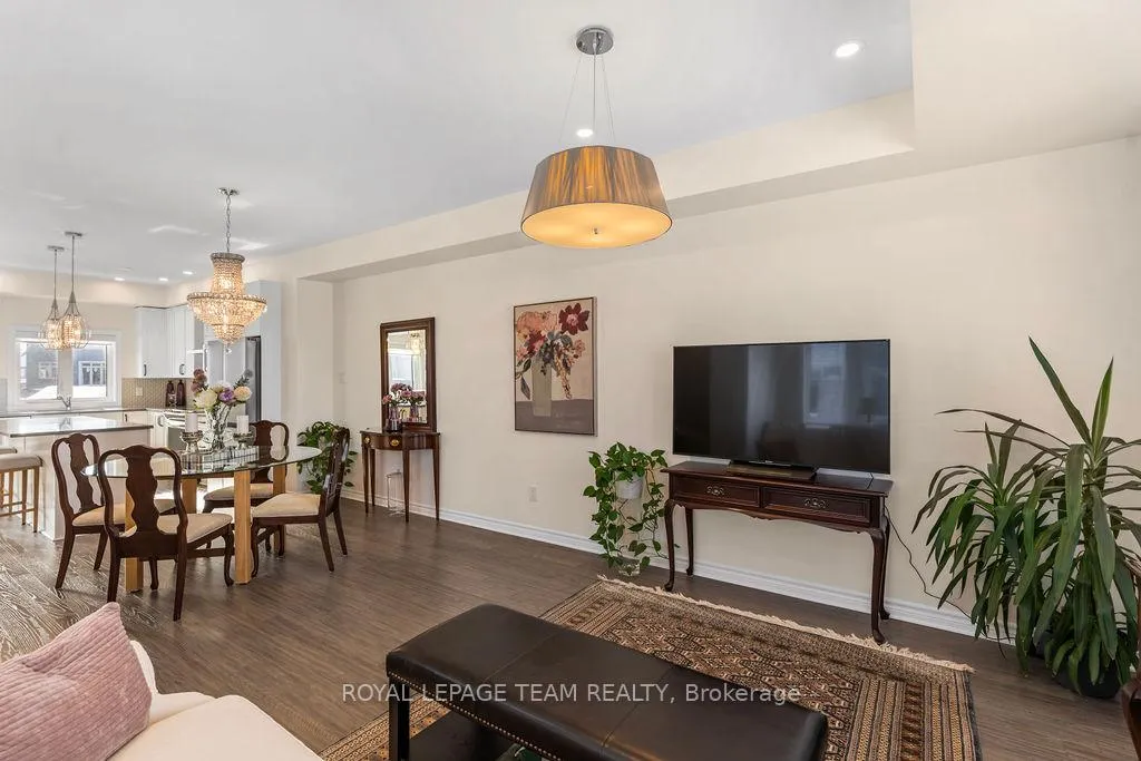 Photo 17 of 94 Nutting Crescent, Ottawa, Riverside South/Gloucester Glen — HOMEH