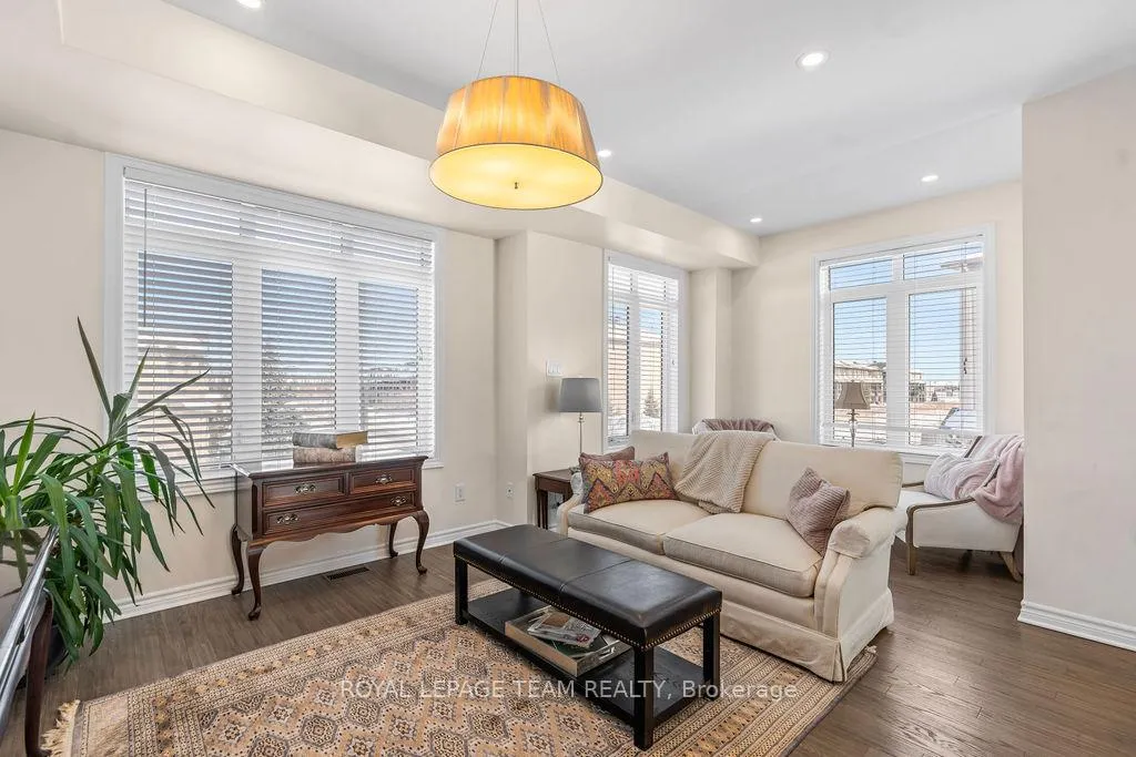Photo 21 of 94 Nutting Crescent, Ottawa, Riverside South/Gloucester Glen — HOMEH