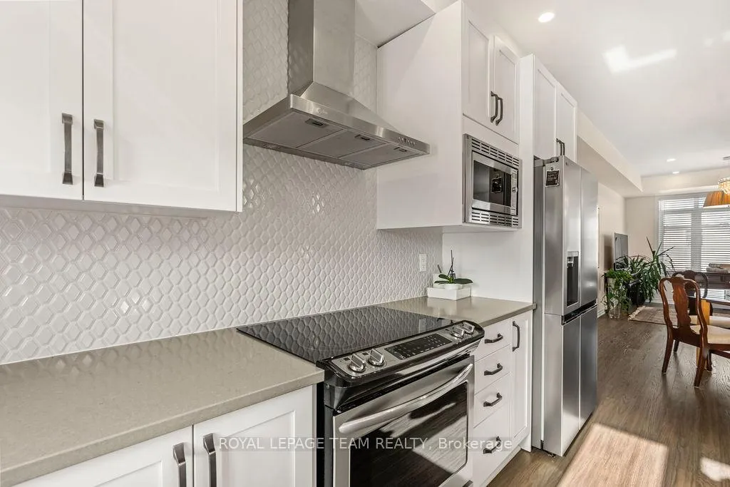 Photo 30 of 94 Nutting Crescent, Ottawa, Riverside South/Gloucester Glen — HOMEH