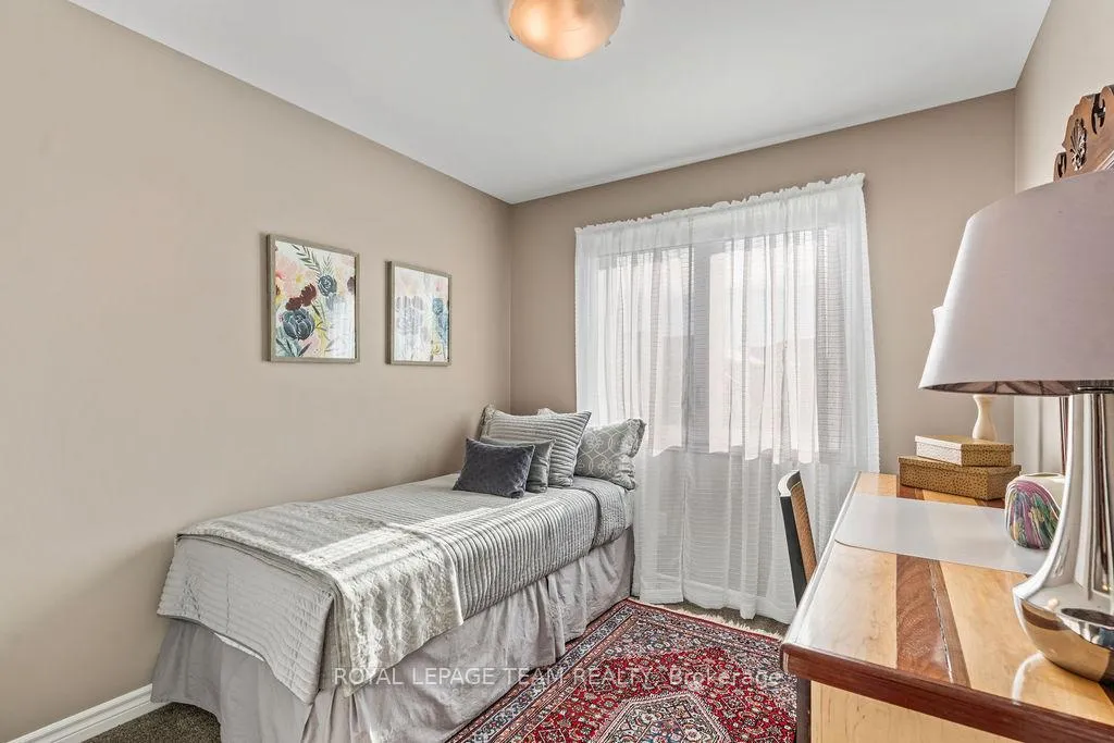 Photo 41 of 94 Nutting Crescent, Ottawa, Riverside South/Gloucester Glen — HOMEH