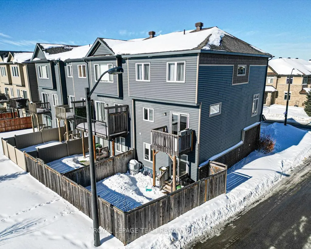Photo 44 of 94 Nutting Crescent, Ottawa, Riverside South/Gloucester Glen — HOMEH