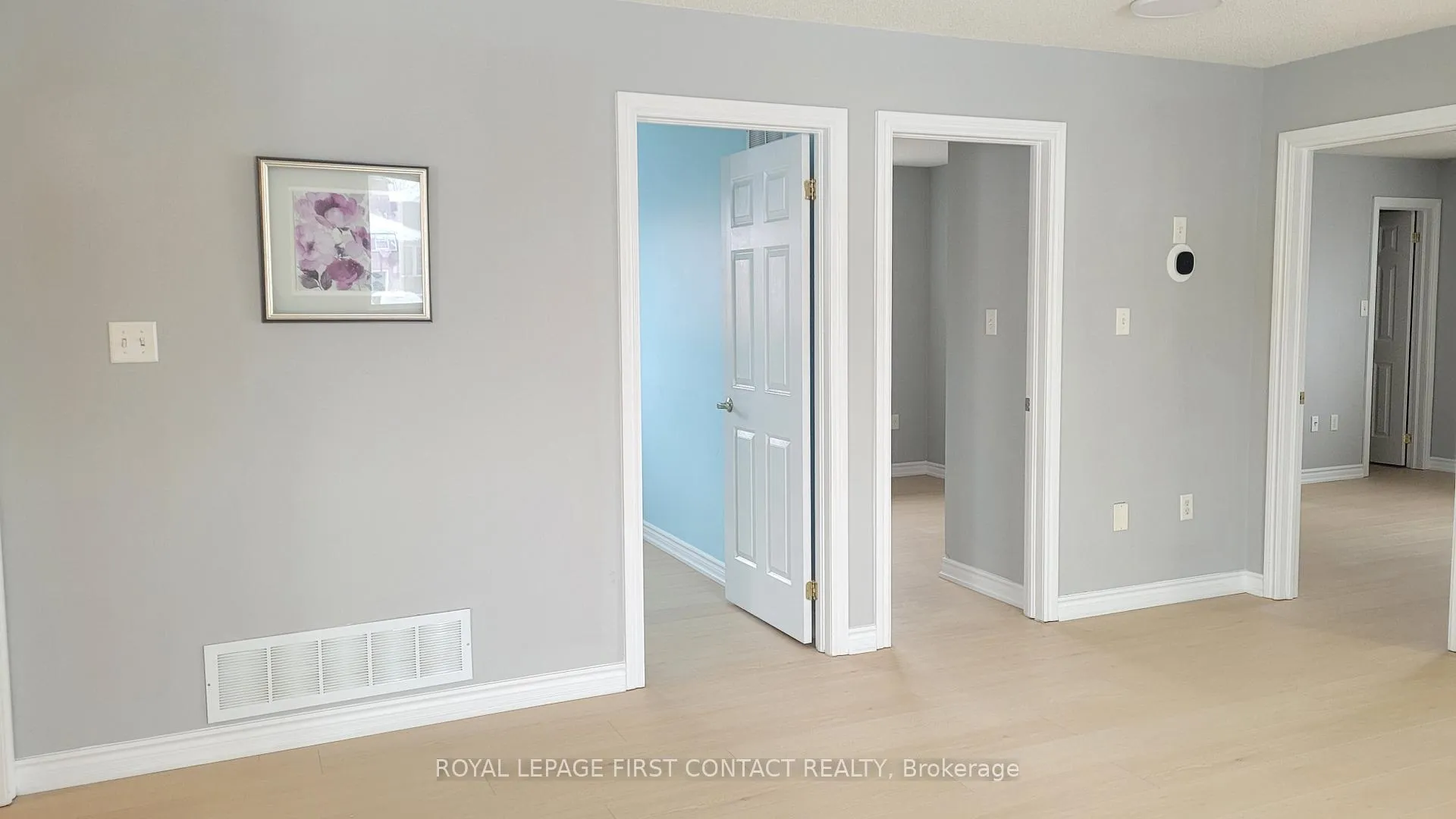Photo 5 of 82 Shalom Way, Barrie, Painswick South — HOMEH