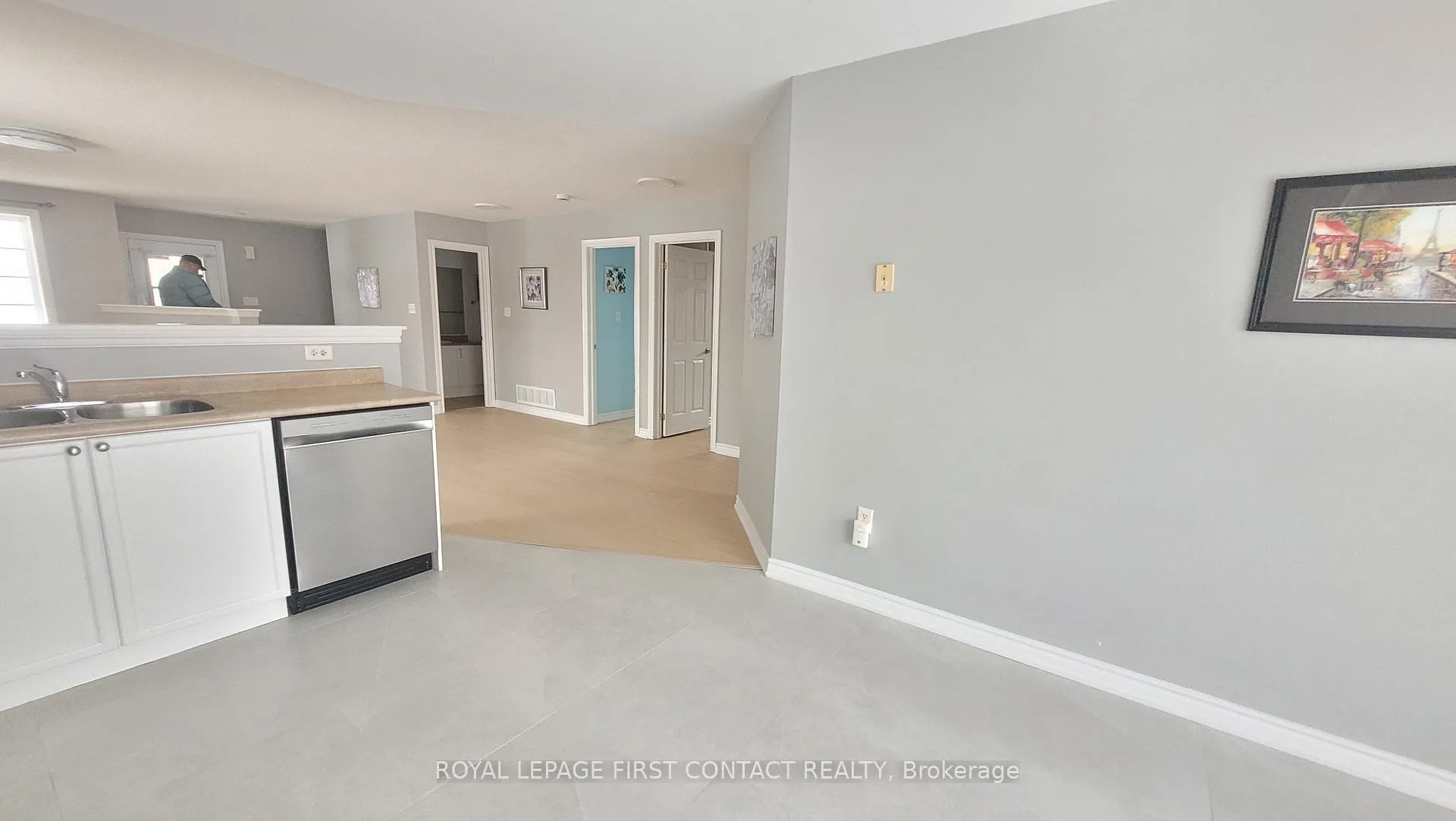 Photo 14 of 82 Shalom Way, Barrie, Painswick South — HOMEH