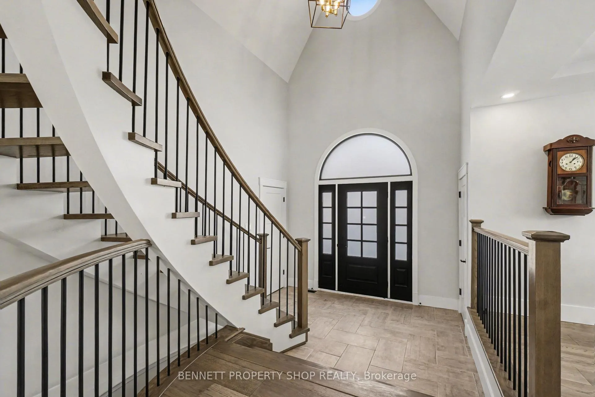 Photo 5 of 645 Canary Street, Ottawa, Navan — HOMEH