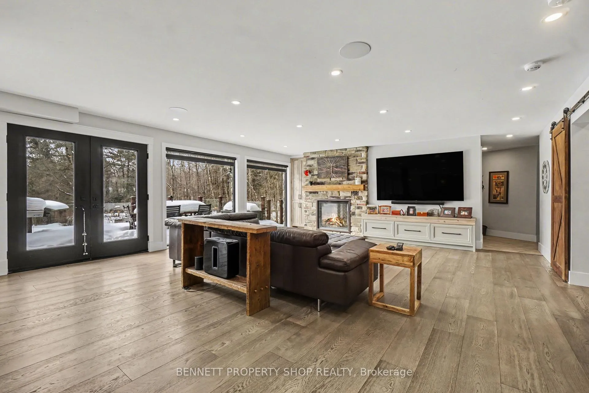 Photo 8 of 645 Canary Street, Ottawa, Navan — HOMEH