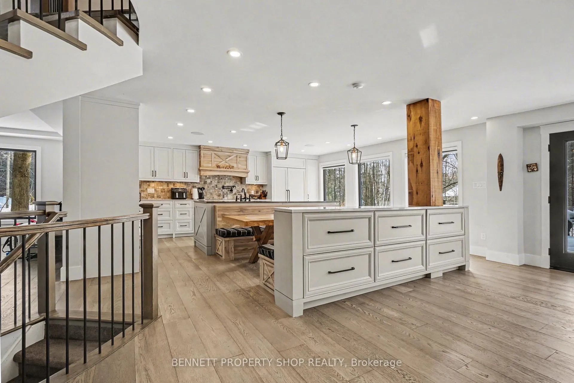 Photo 12 of 645 Canary Street, Ottawa, Navan — HOMEH
