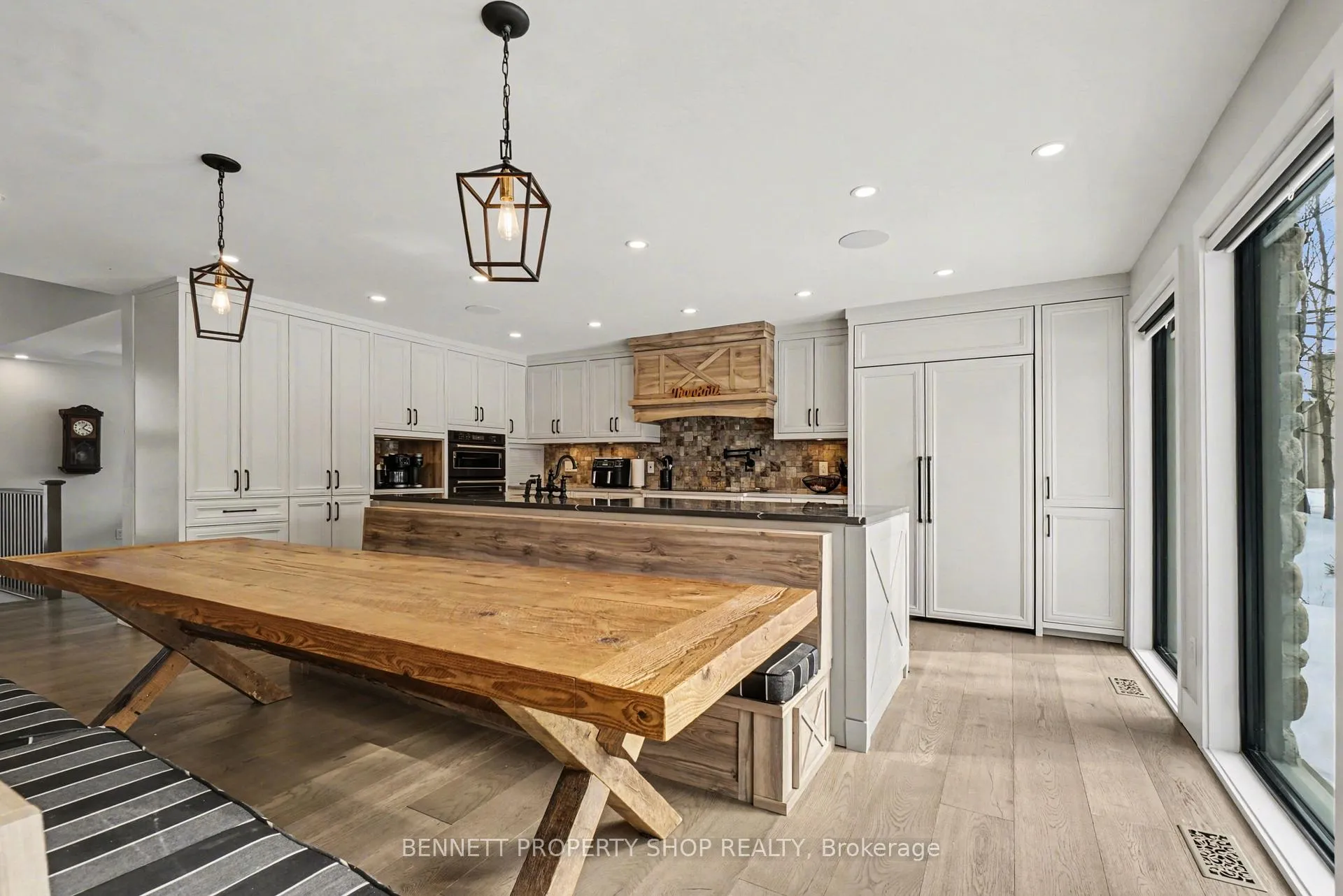 Photo 14 of 645 Canary Street, Ottawa, Navan — HOMEH