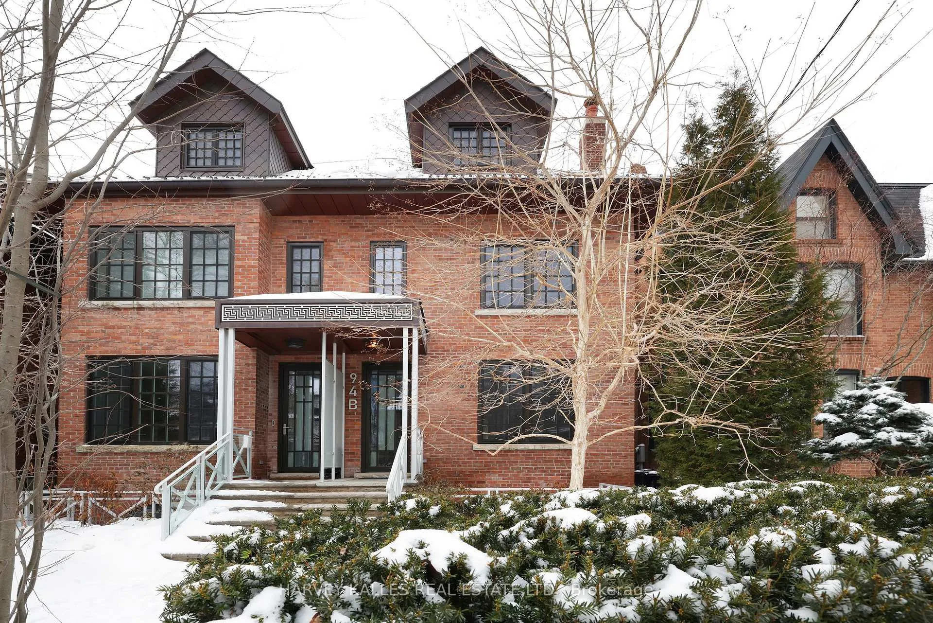 Front of 94B Admiral Road