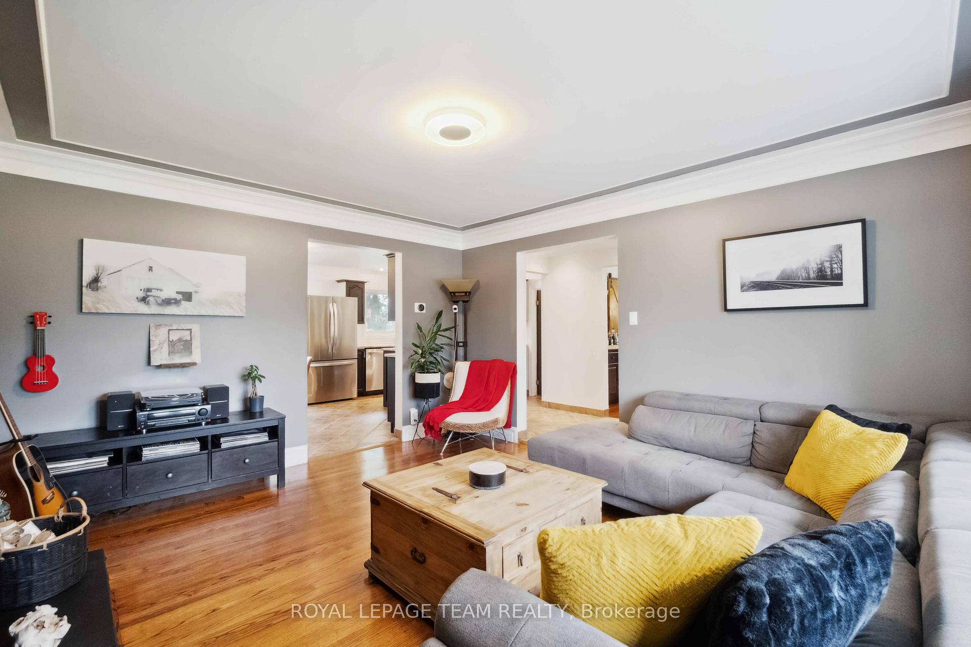 Photo 5 of 80 David Drive, Ottawa, Meadowlands/St. Claire Gardens — HOMEH