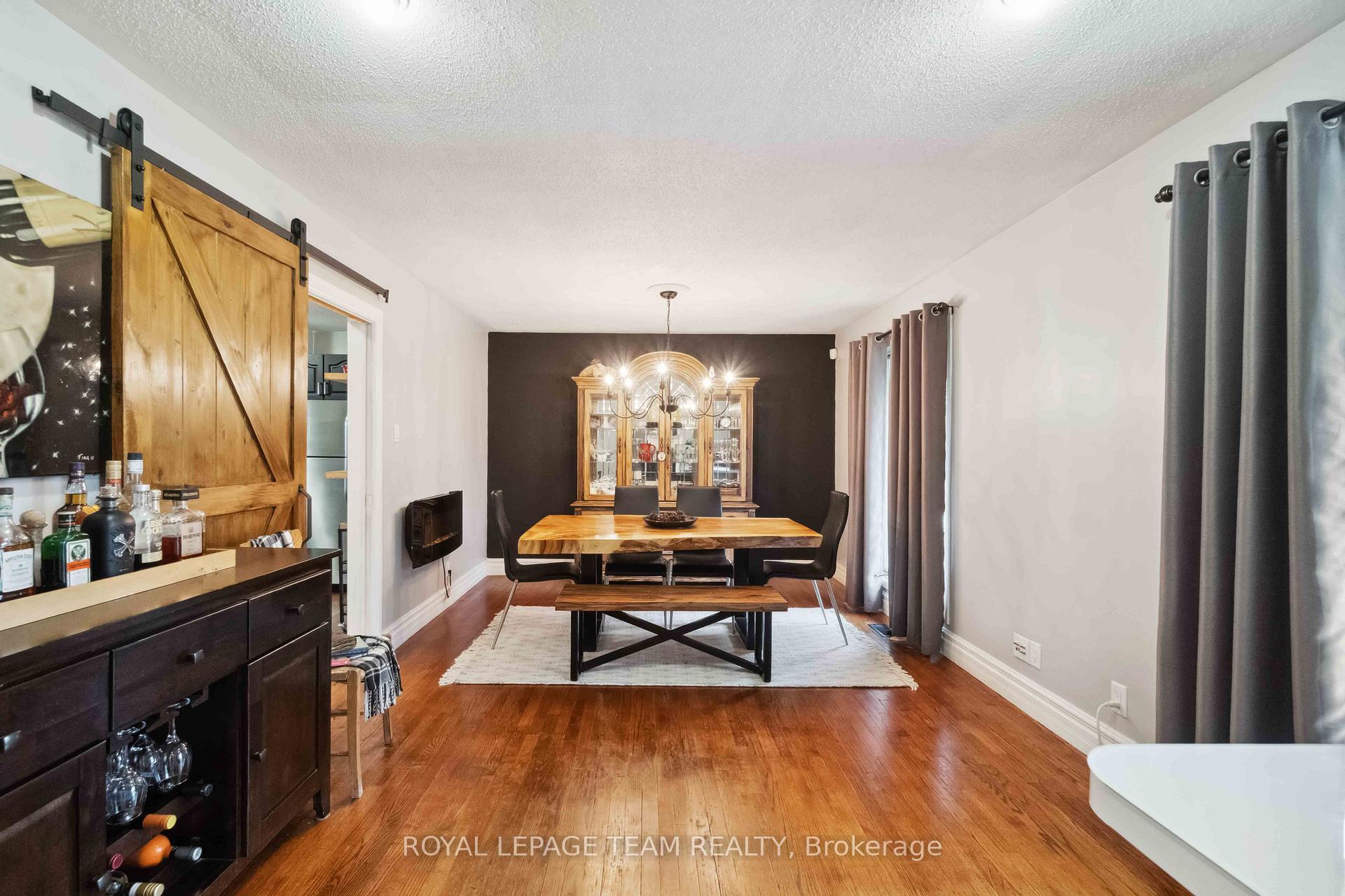 Photo 6 of 80 David Drive, Ottawa, Meadowlands/St. Claire Gardens — HOMEH