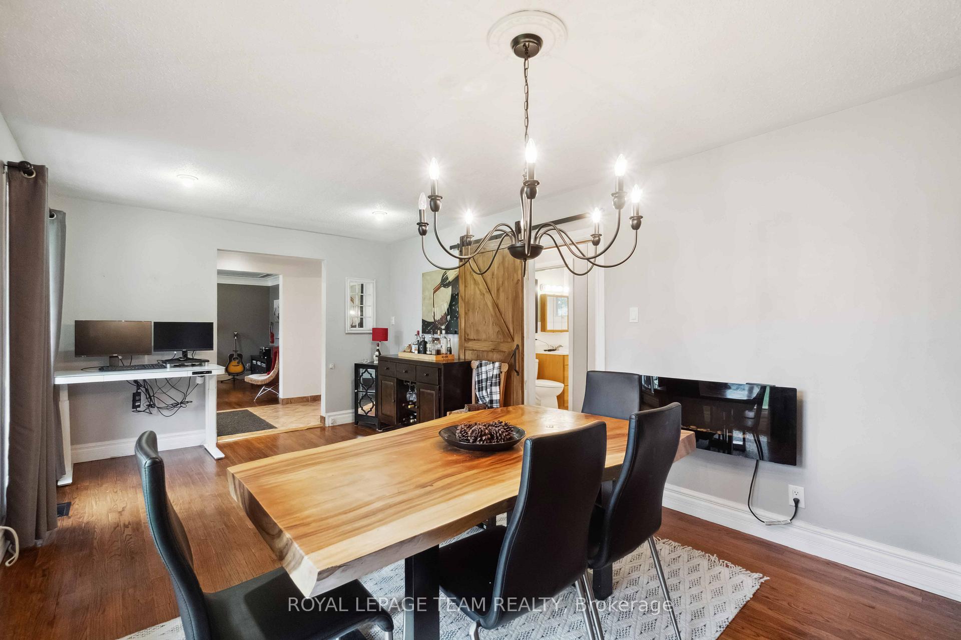 Photo 7 of 80 David Drive, Ottawa, Meadowlands/St. Claire Gardens — HOMEH