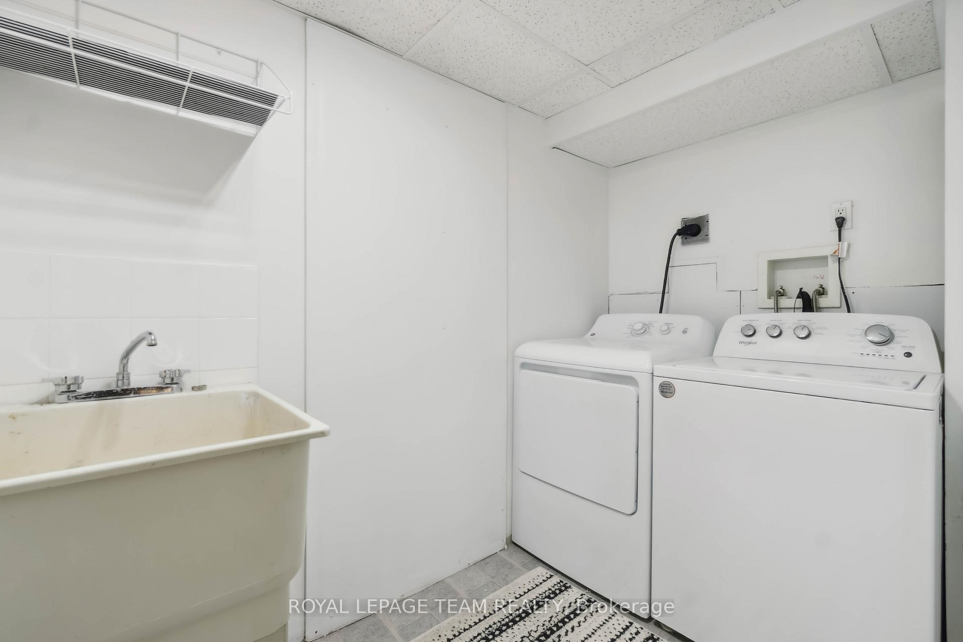 Photo 35 of 80 David Drive, Ottawa, Meadowlands/St. Claire Gardens — HOMEH