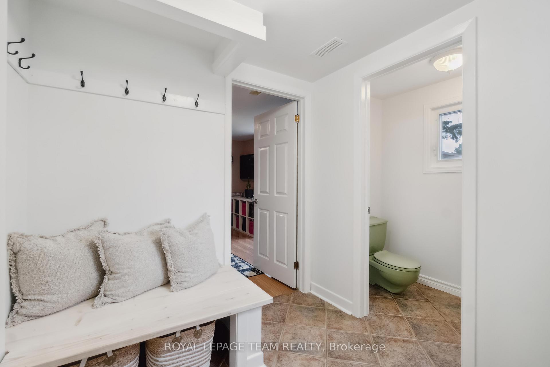 Photo 37 of 80 David Drive, Ottawa, Meadowlands/St. Claire Gardens — HOMEH