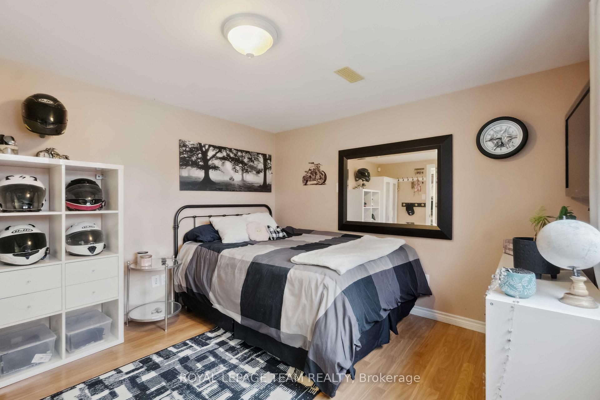 Photo 39 of 80 David Drive, Ottawa, Meadowlands/St. Claire Gardens — HOMEH