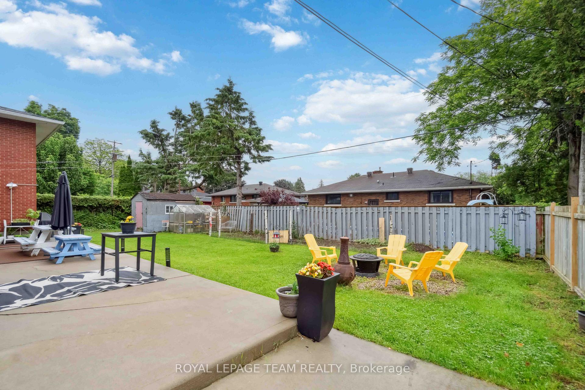 Photo 44 of 80 David Drive, Ottawa, Meadowlands/St. Claire Gardens — HOMEH