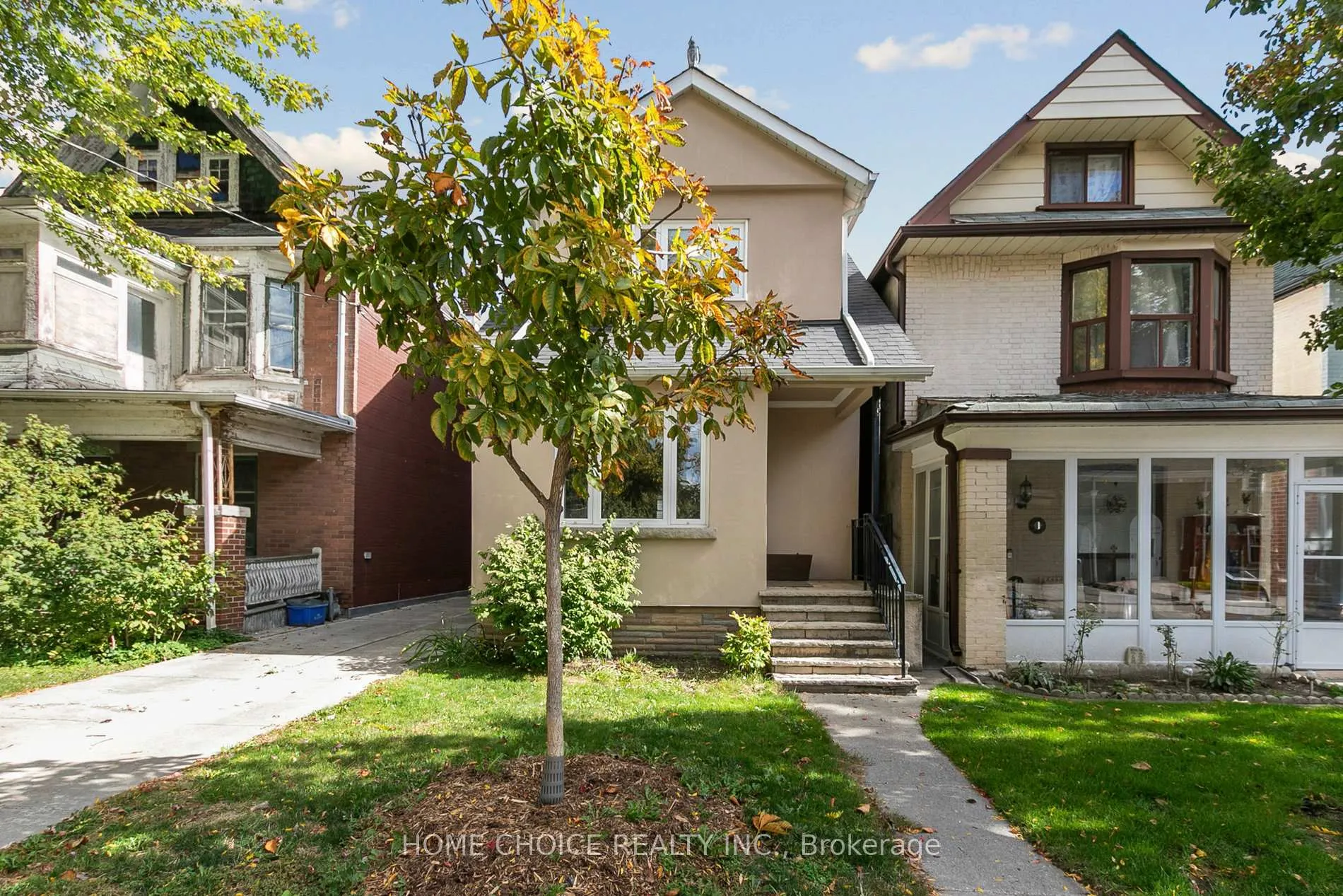 Photo 1 of 283 Ashdale Avenue, Toronto, Greenwood-Coxwell — HOMEH