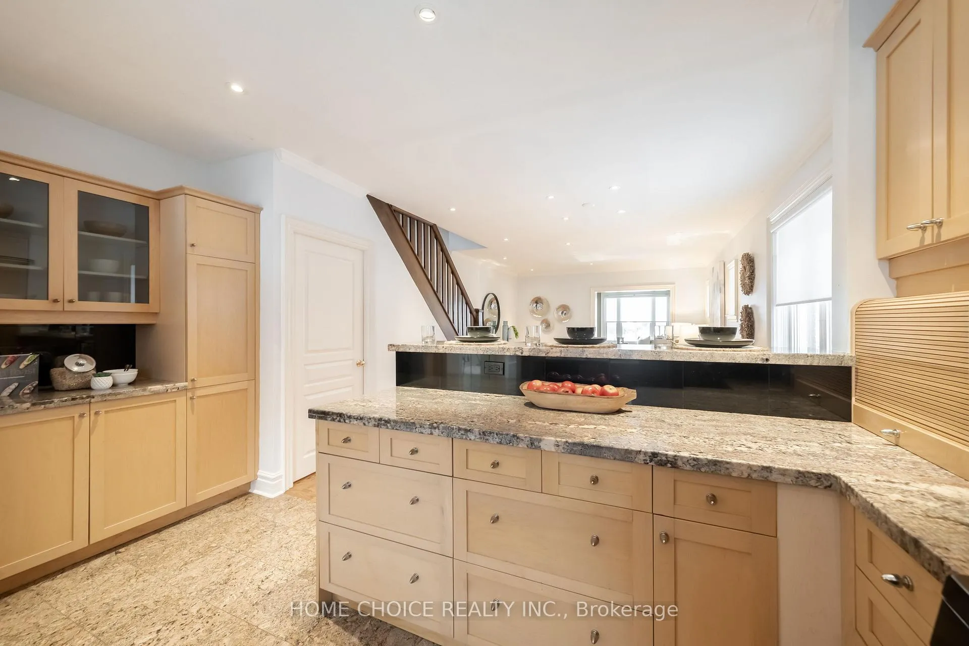 Photo 8 of 283 Ashdale Avenue, Toronto, Greenwood-Coxwell — HOMEH